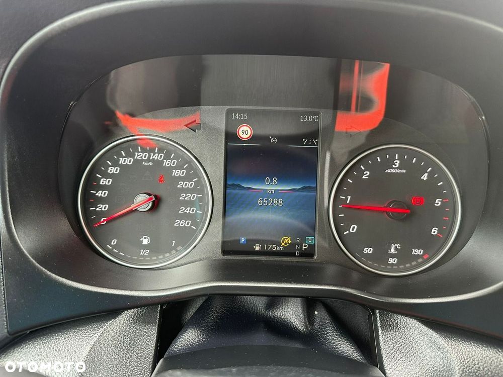 Mercedes-Benz Vito - 24