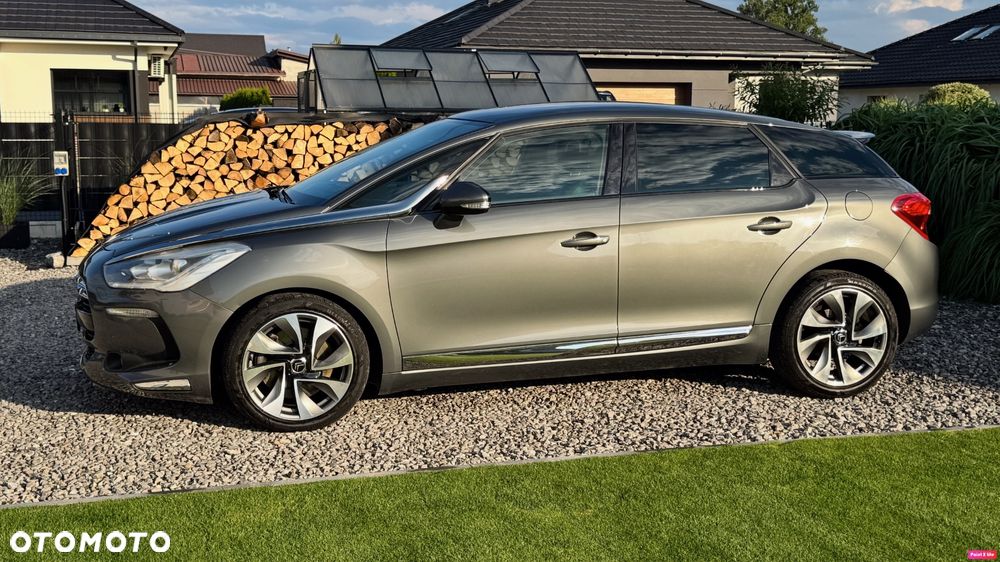 Citroën DS5 HDi 165 SportChic - 8