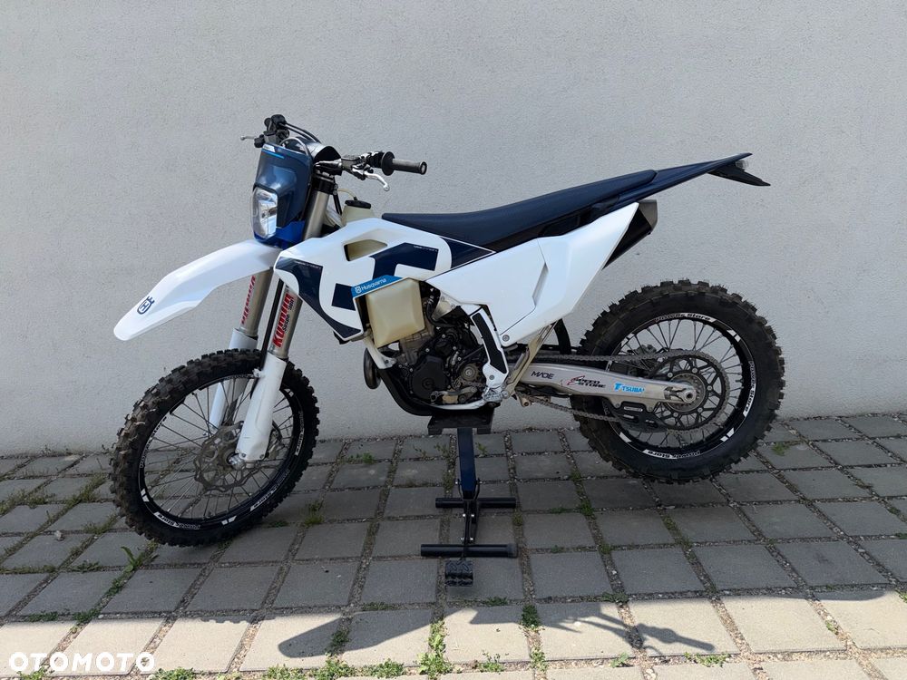 Husqvarna FE - 9