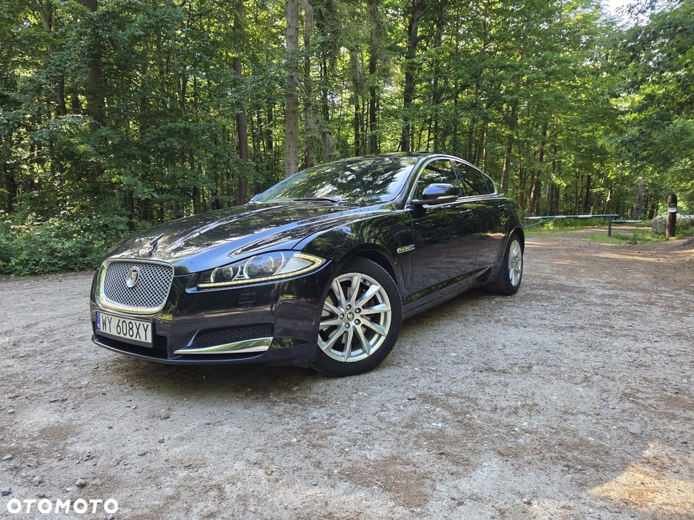 Jaguar XF 3.0 V6 D Luxury - 2