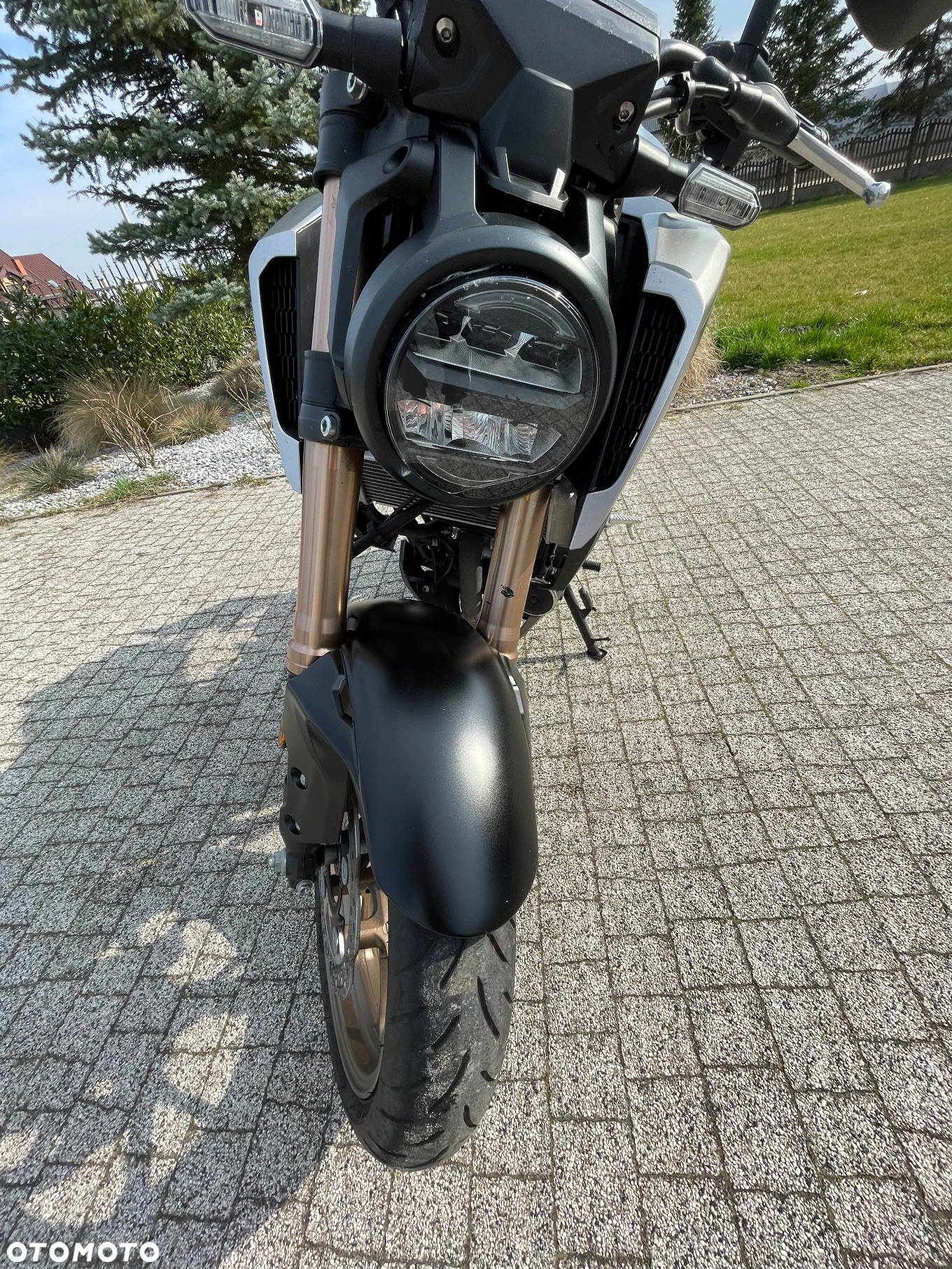 Honda CB - 10