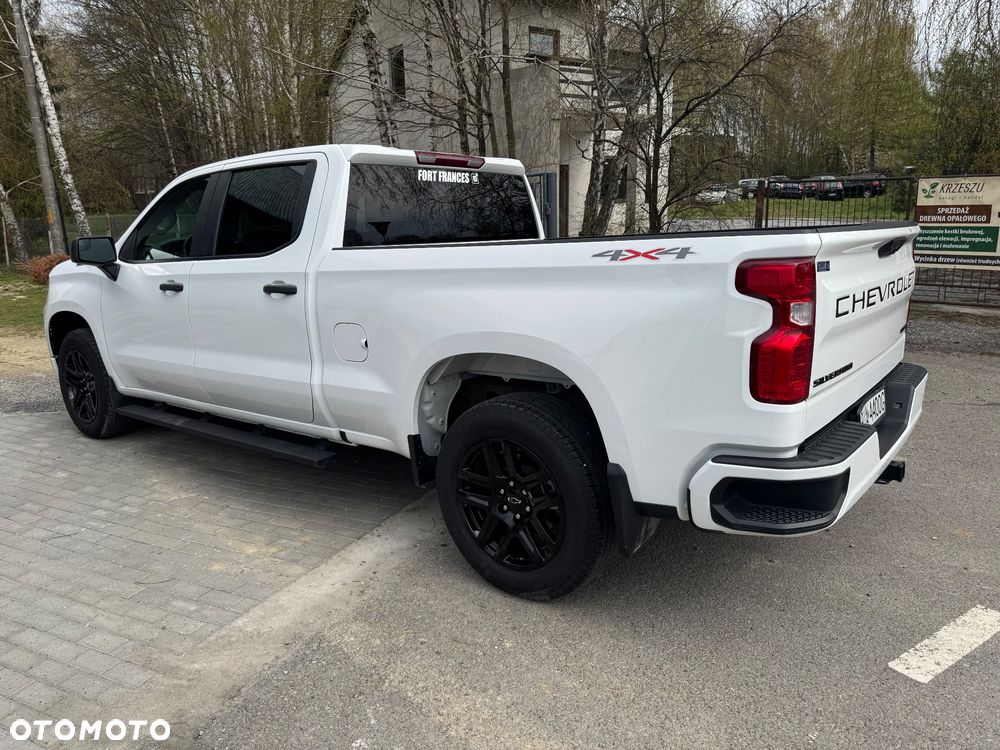 Chevrolet Silverado - 16