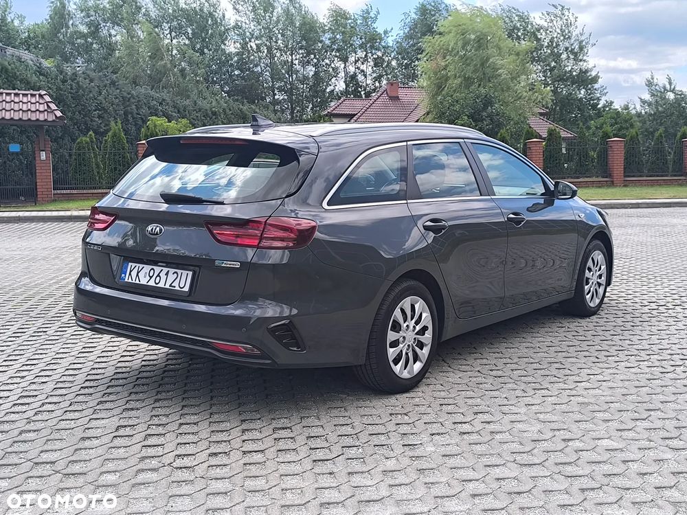 Kia Ceed 1.6 CRDi (48V Mild-Hybrid) Spirit - 7