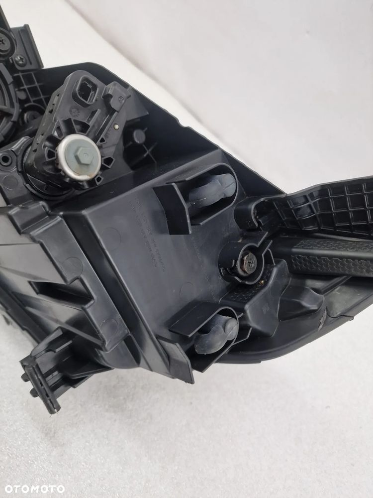 HYUNDAI IONIQ 16- PRAWA LAMPA PRZEDNIA PRZÓD FULL LED , NR 92102-G7 , NR AUKCJI LA525 - 17