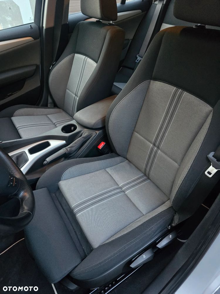 BMW X1 sDrive20i xLine - 39