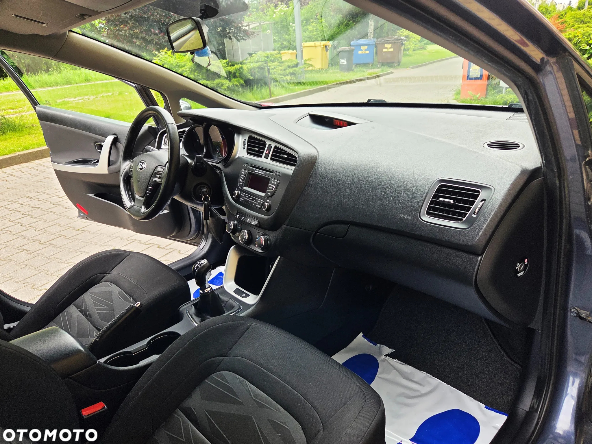 Kia Ceed - 24
