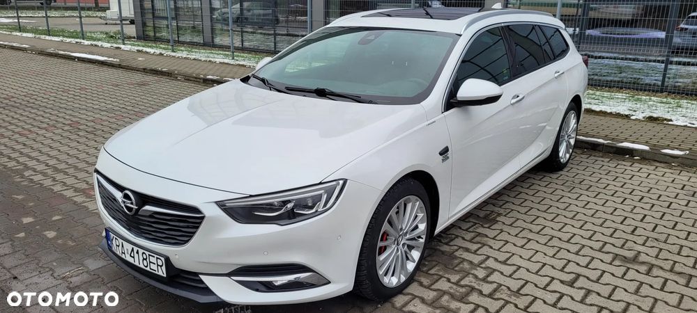 Opel Insignia 2.0 BiTrb D 4x4 Automatik - 9