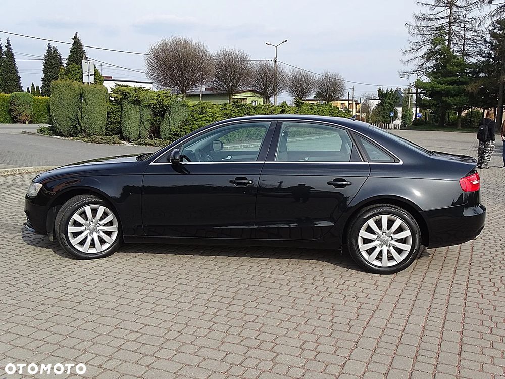 Audi A4 Limousine - 23
