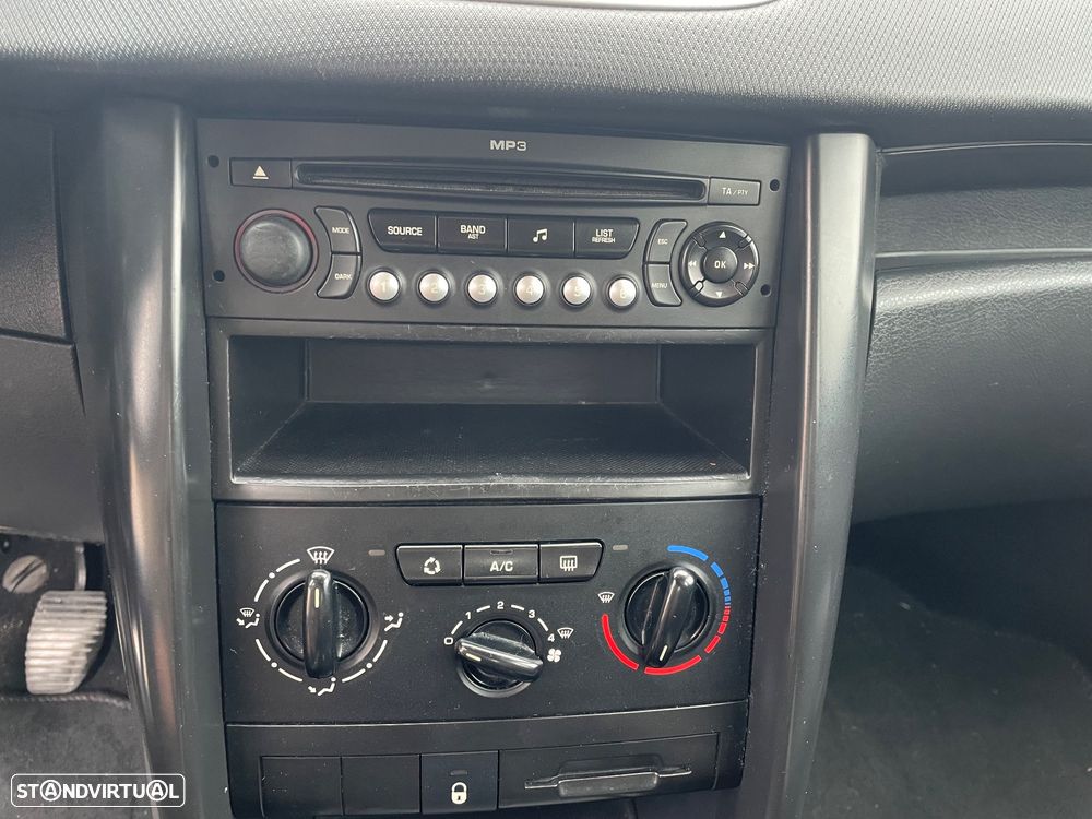 Peugeot 207 SW 1.6 HDi Outdoor - 13