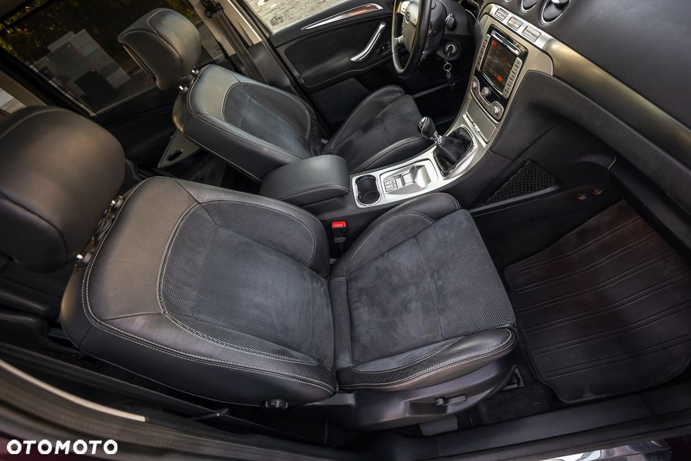 Ford Galaxy 2.2 TDCi Platinium X (Titanium) - 19