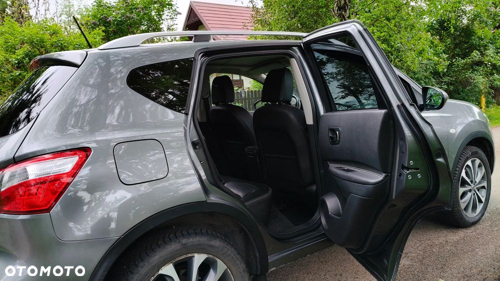 Nissan Qashqai - 12