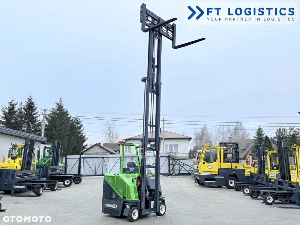 Combilift WÓZEK CZTEROKIERUNKOWY - WIELOKIERUNKOWY | COMBILIFT CB3000 | DIESEL | TRIPLEX 5500MM | POZYCJONER WIDEŁ | PRZESUW WIDEŁ | WOLNY SKOK | STAN IDEALNY | Szeroka oferta wózków czterokierunkowych i bocznych, dopasowanych do różnorodnych potrzeb i zastosowań - 30