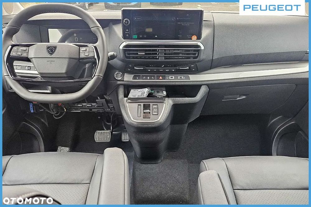 Peugeot Traveller - 10