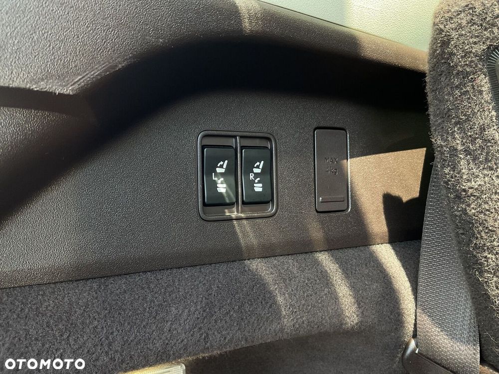 Lexus RX 450h L Prestige - 39