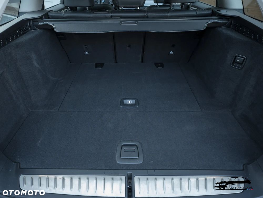 BMW Seria 5 520d - 24