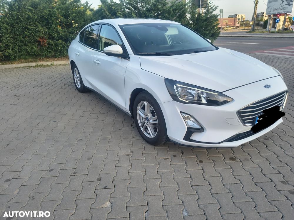 Ford Focus 1.0 EcoBoost Titanium - 3