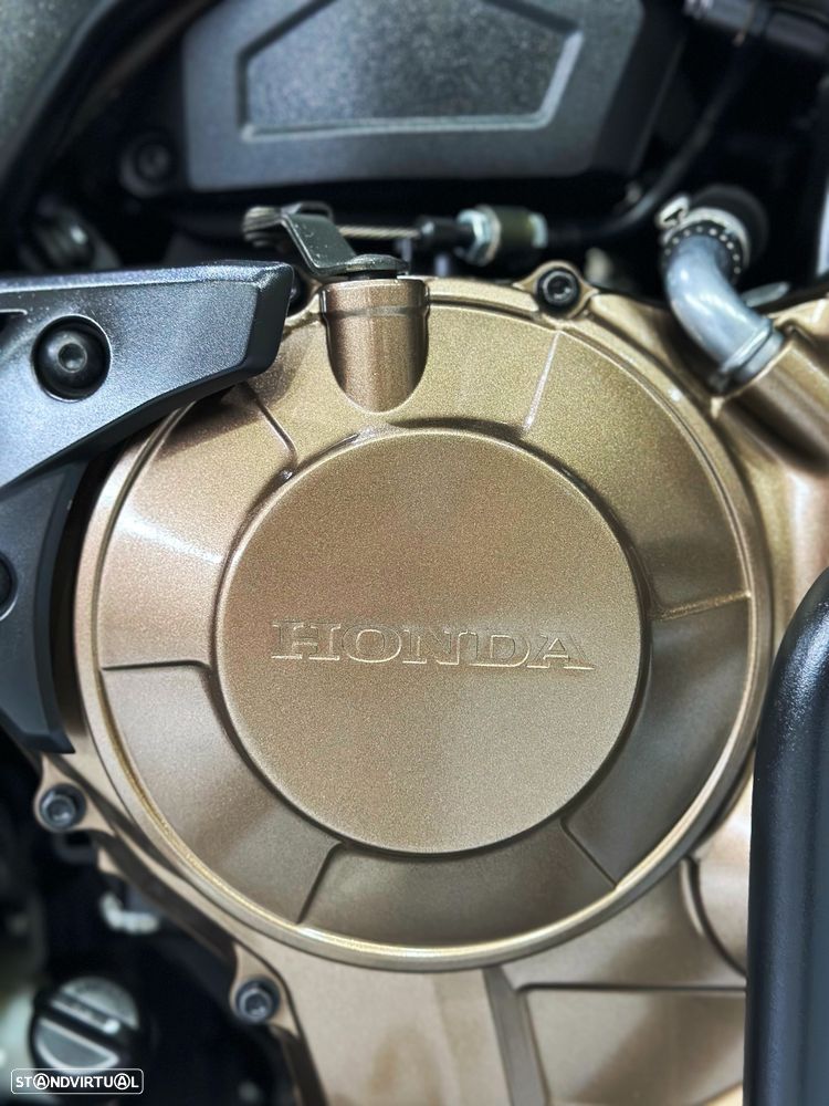 Honda Africa Twin 1100 - 21