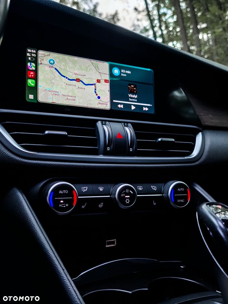 Alfa Romeo Giulia 2.0 Turbo 16V AT8 Veloce Ti - 29