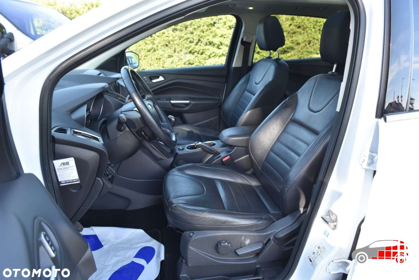 Ford Kuga - 13