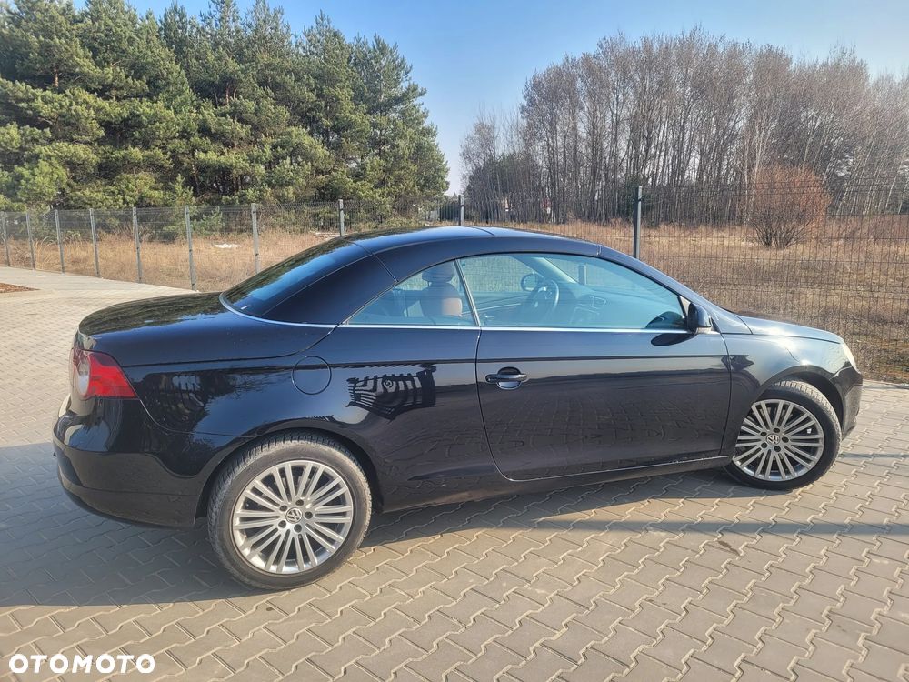 Volkswagen Eos - 2