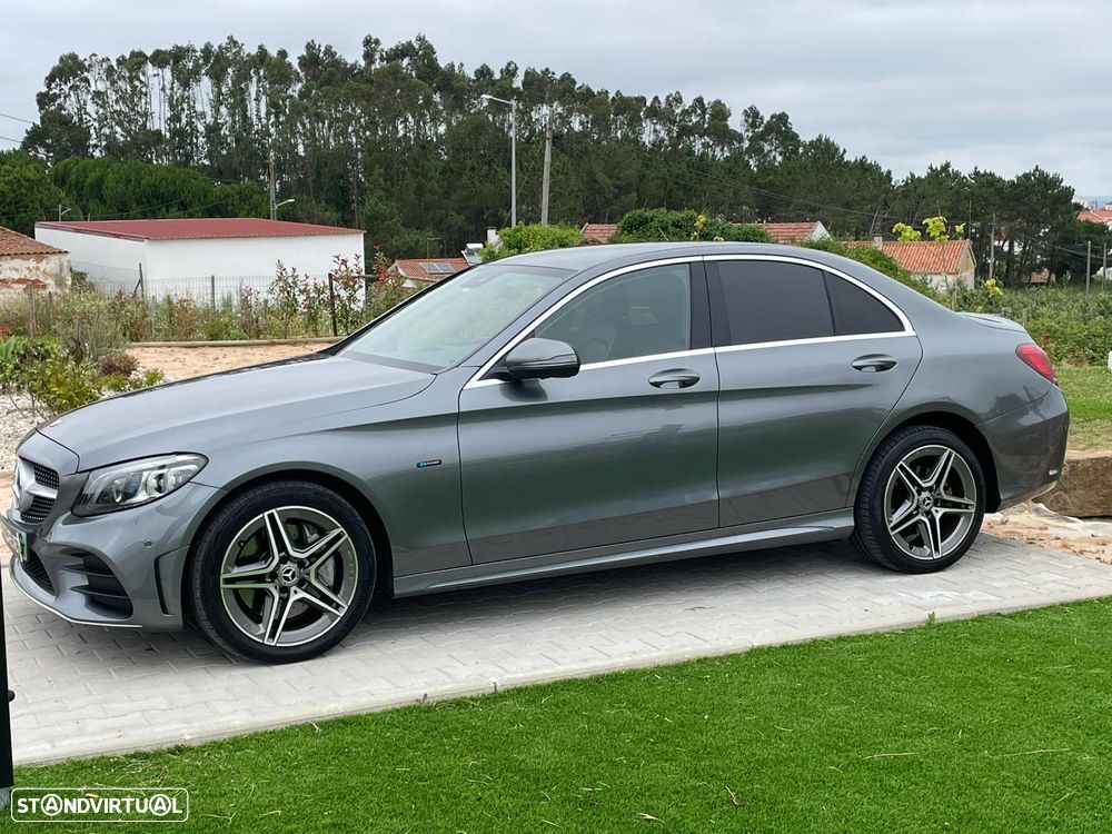 Mercedes-Benz C 300 e T 9G-TRONIC AMG Line - 29
