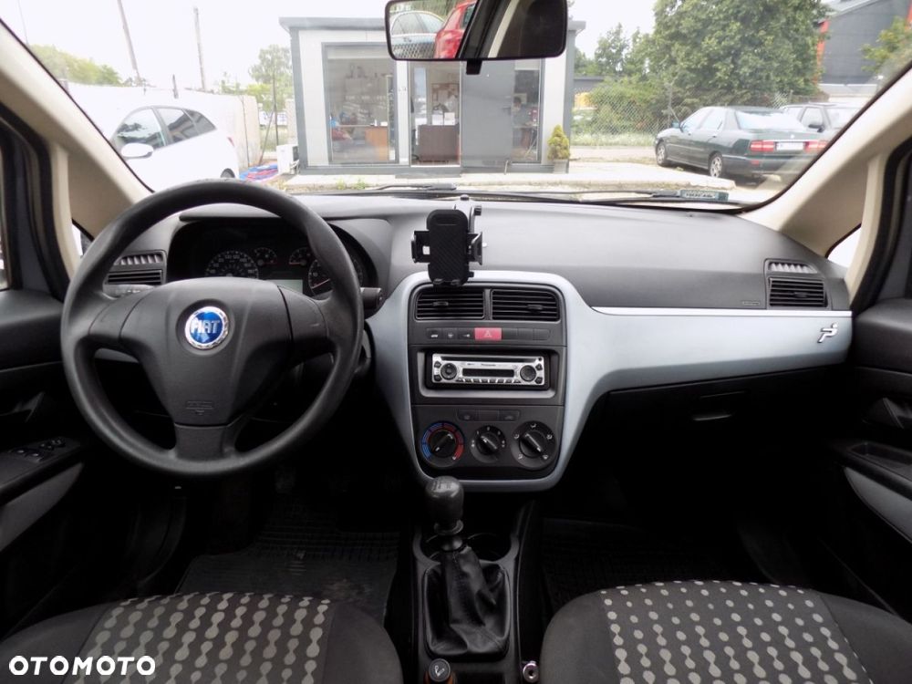 Fiat Grande Punto - 5