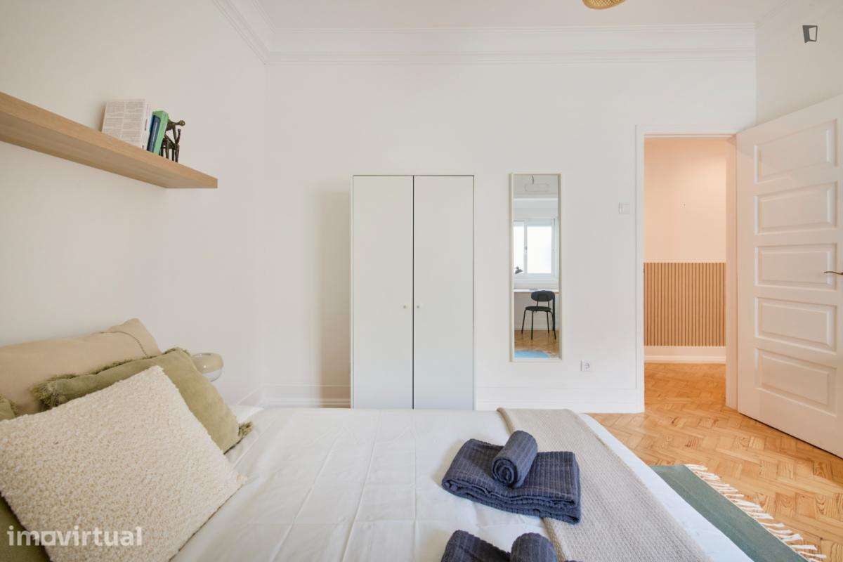 Quarto - localizado em Entrecampos Lisbon - Grande imagem: 5/49