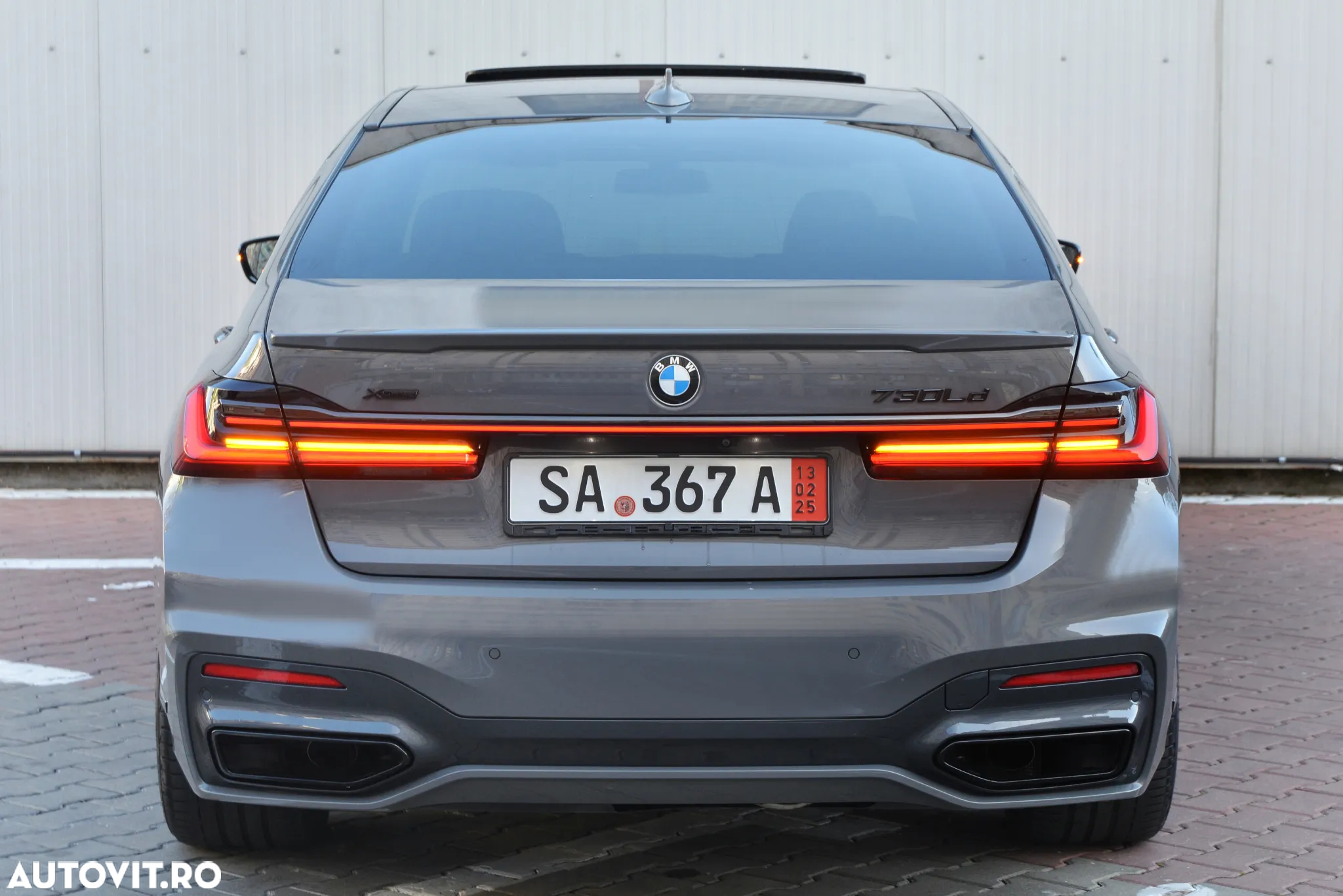 BMW Seria 7 730Ld xDrive MHEV - 23