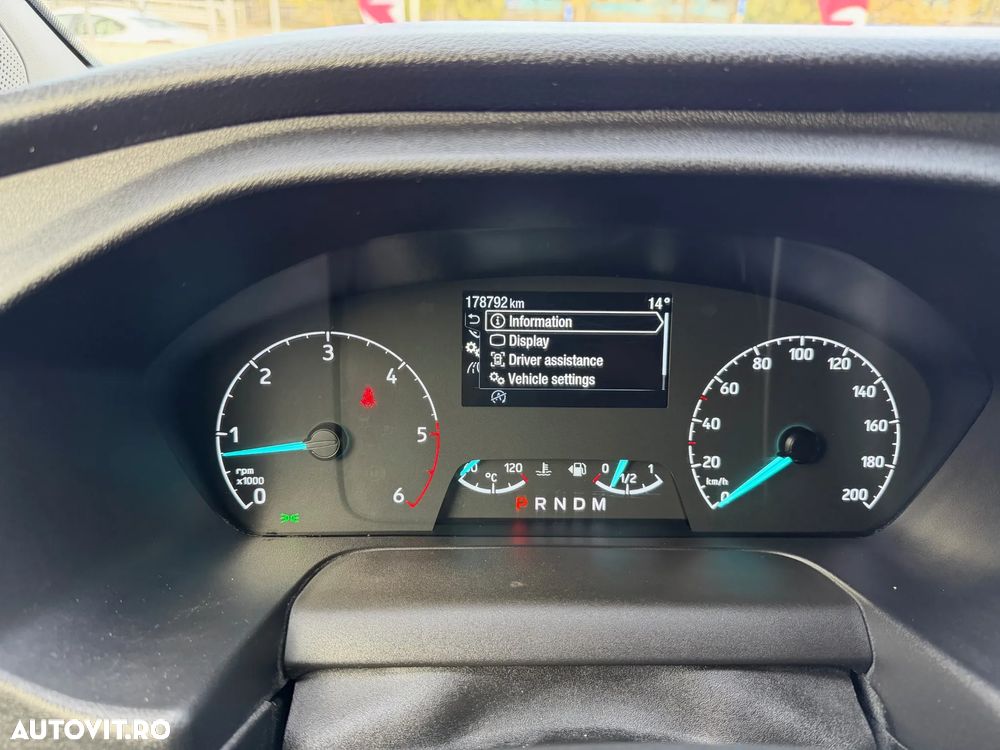 Ford TRANSIT CUSTOM - 9