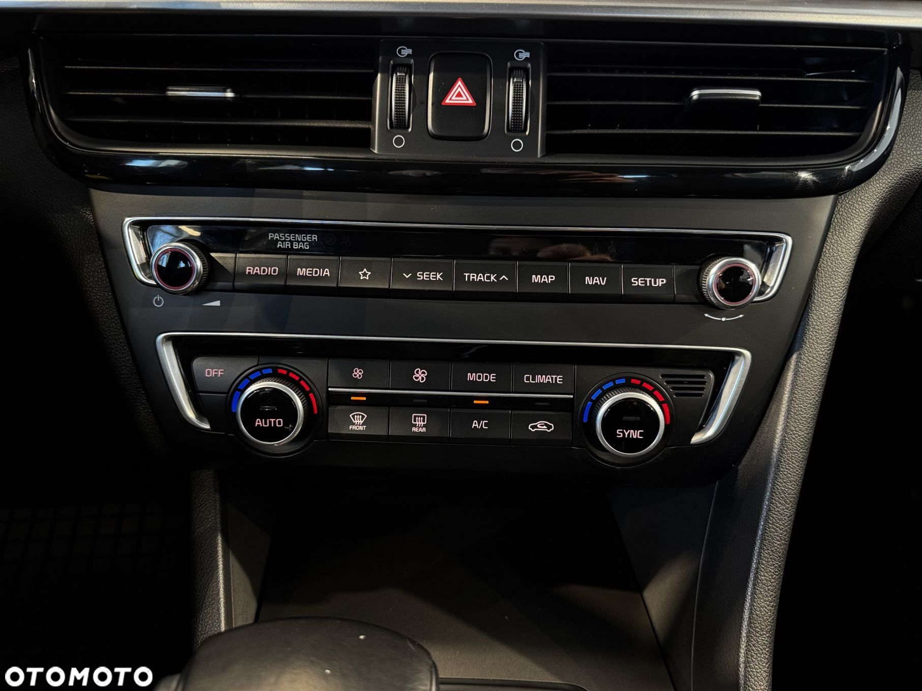 Kia Optima - 23