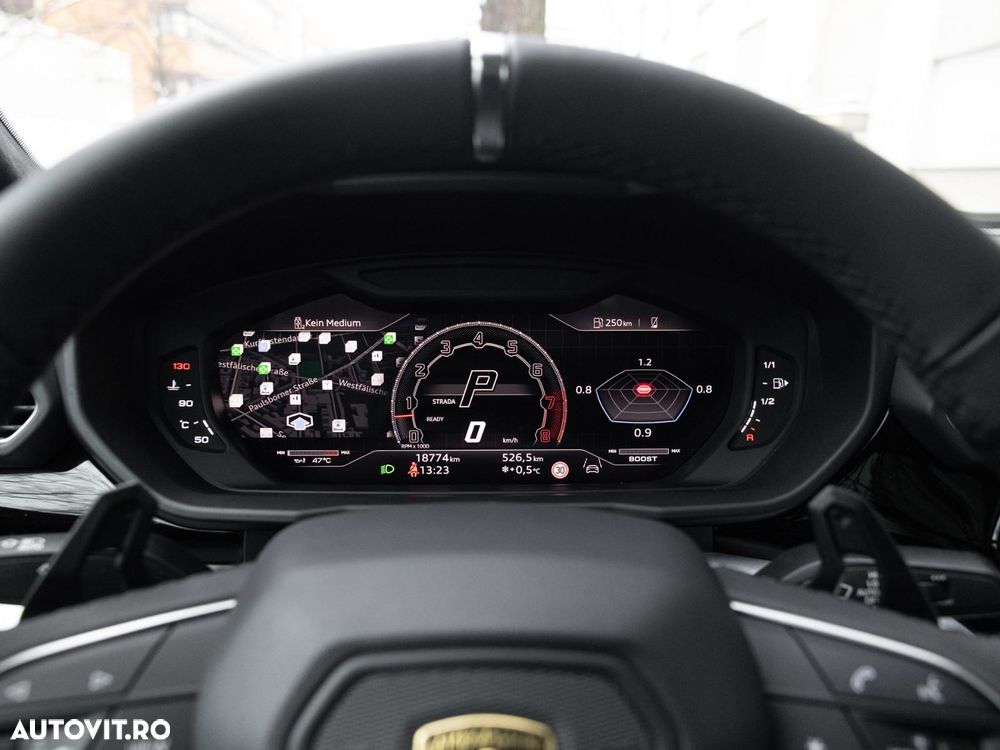 Lamborghini URUS - 11