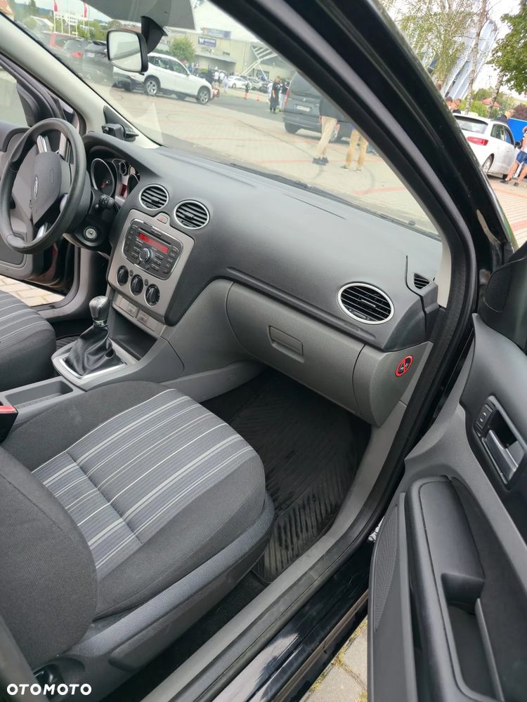 Ford Focus 1.6 FX Silver - 29