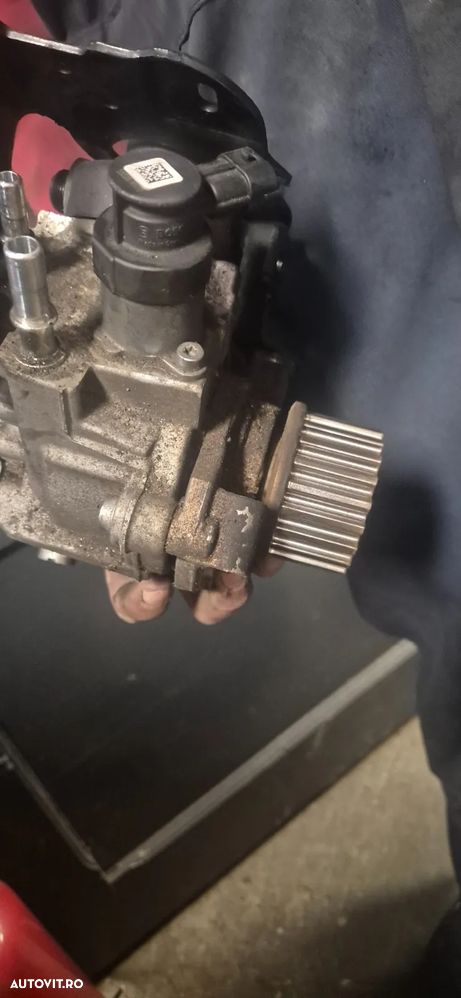 Pompa inalte Dacia Sandero 2 1.5 dci diesel injectie BOSCH 90cp - 2