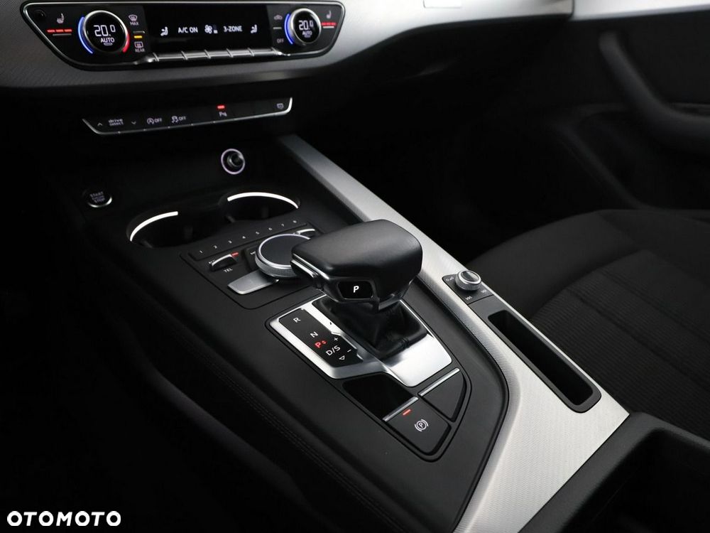 Audi A4 Avant 40 TDI S tronic quattro design - 31