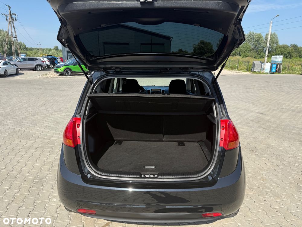 Kia Venga 1.4 CVVT Dream Team Edition - 9