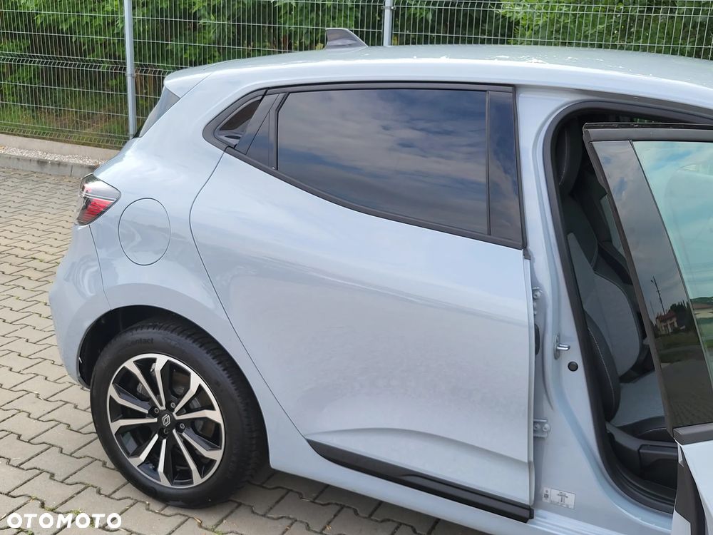 Renault Clio 1.0 TCe Techno - 10