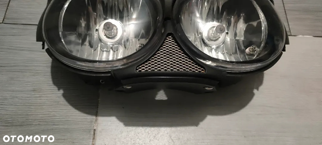 MOTO GUZZI Stelvio Lampa przód reflektor Czasza Owiewka - 2