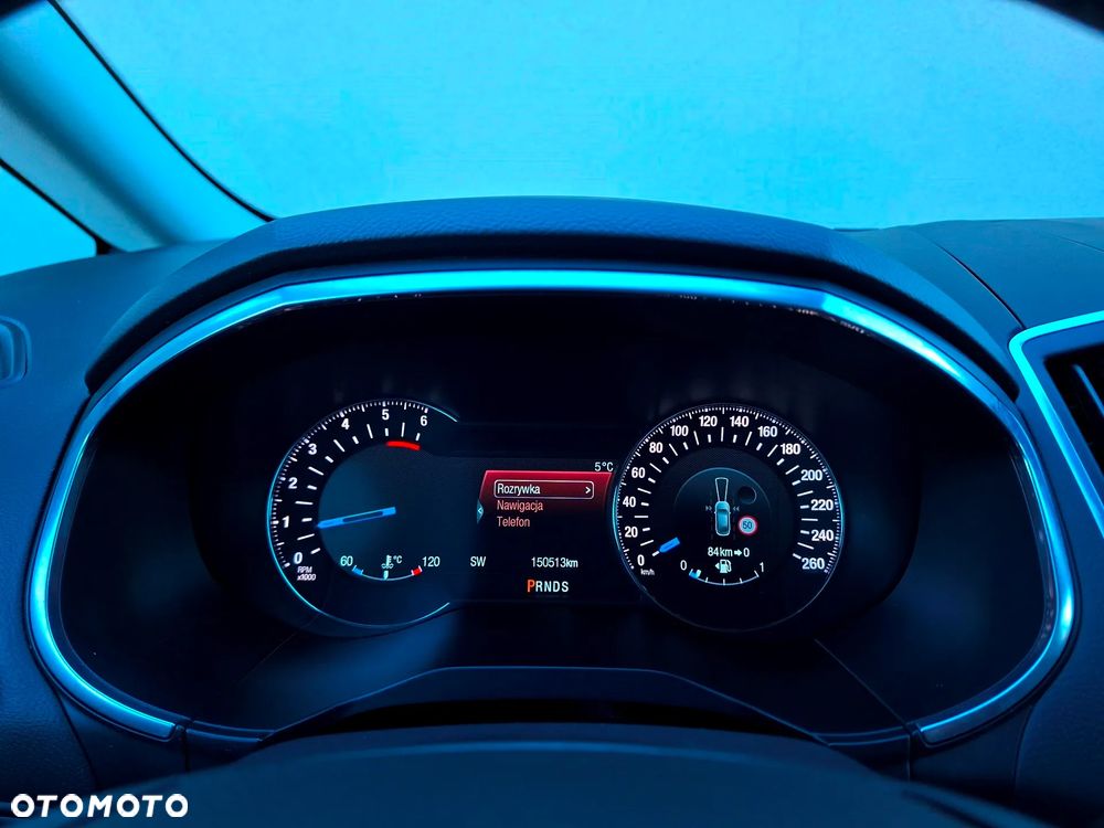 Ford S-Max - 37