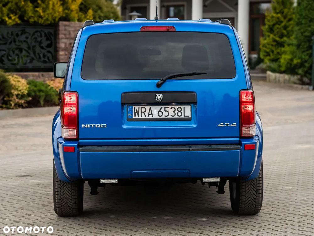 Dodge Nitro 3.7 V6 SLT - 15