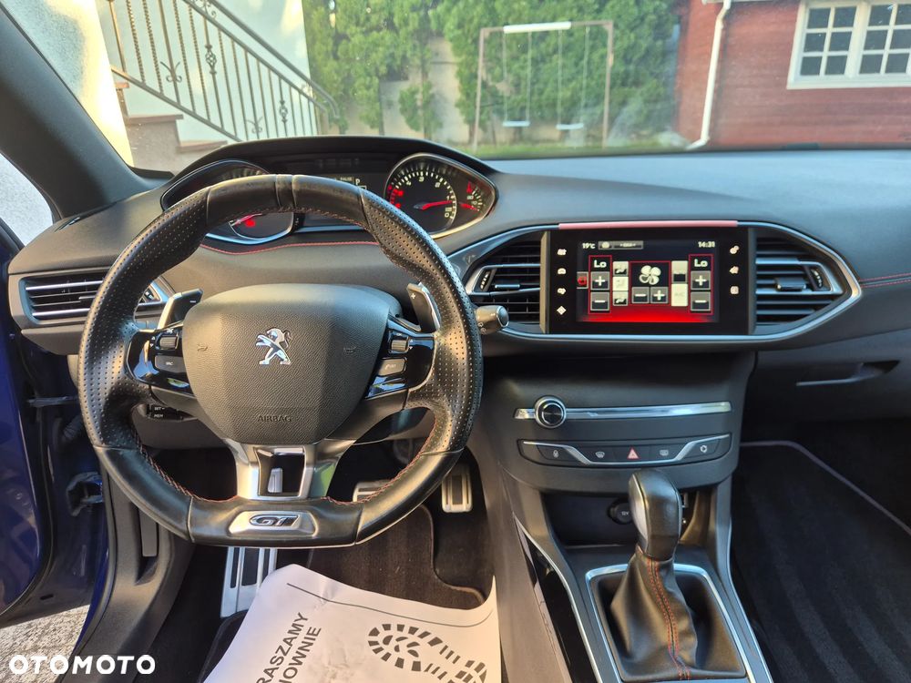Peugeot 308 - 24