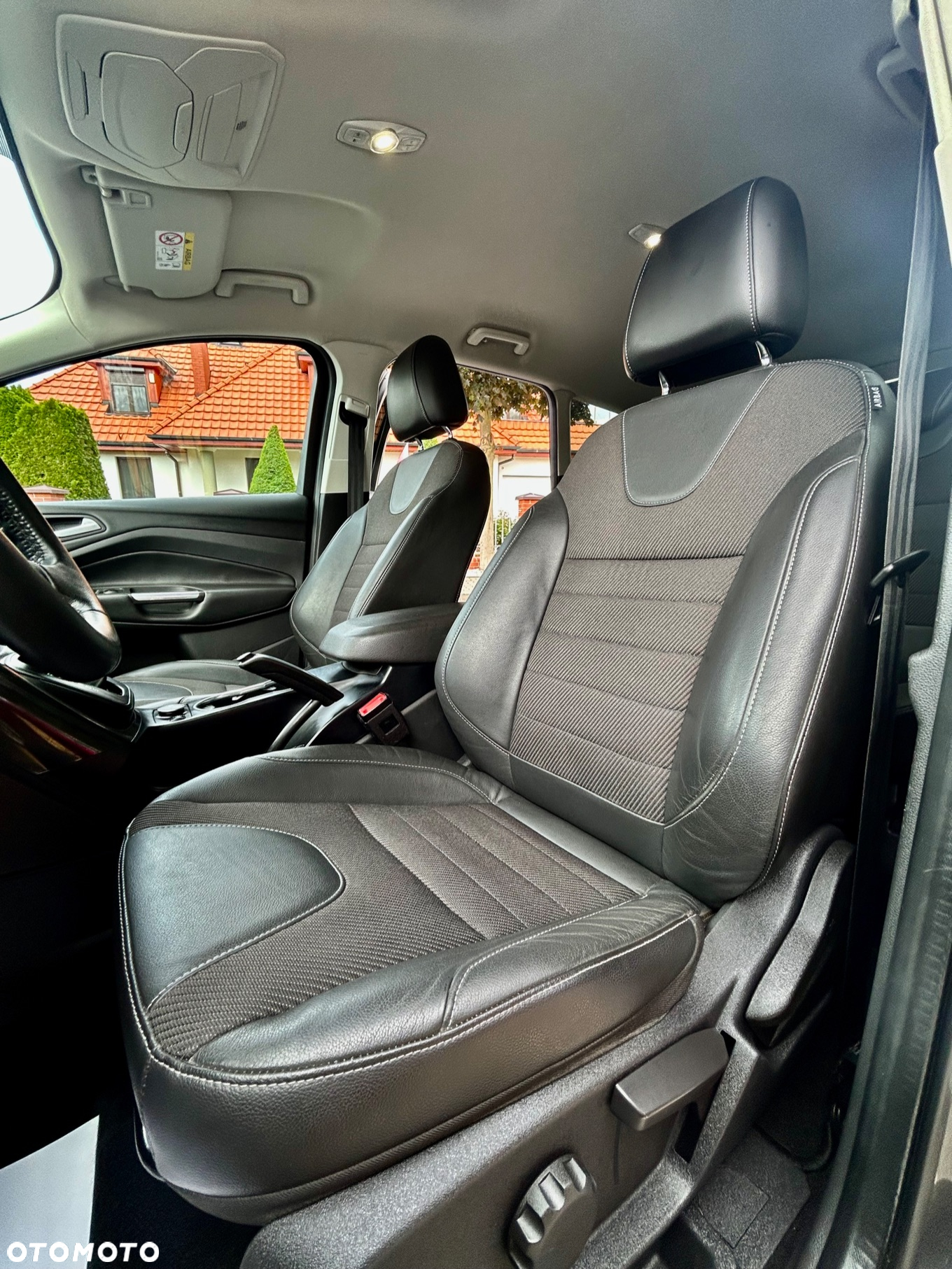 Ford Kuga 2.0 TDCi 4x4 Individual - 12