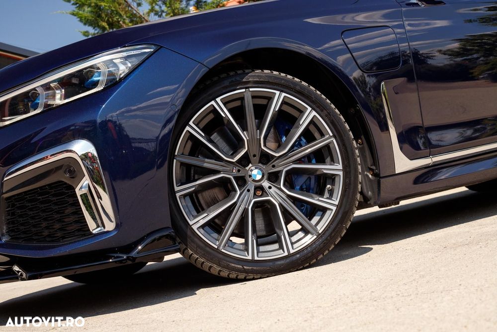 BMW Seria 7 745Le xDrive AT PHEV - 9