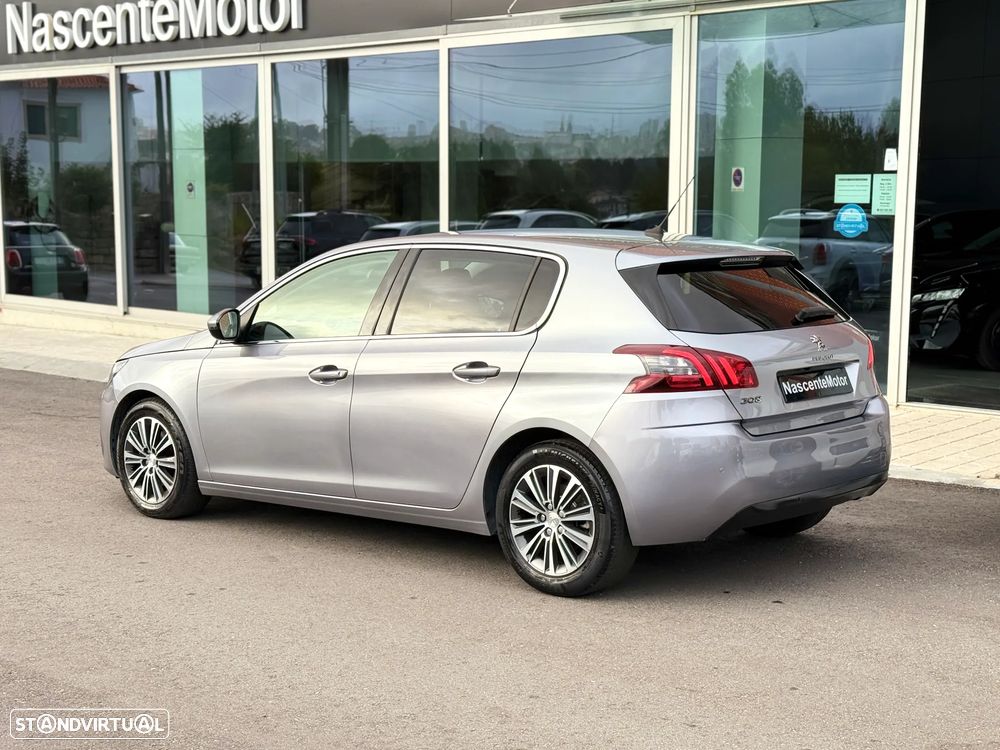 Peugeot 308 1.2 PureTech Allure EAT8 - 14