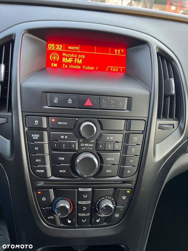 Opel Astra 1.4 Turbo Sports Tourer - 13