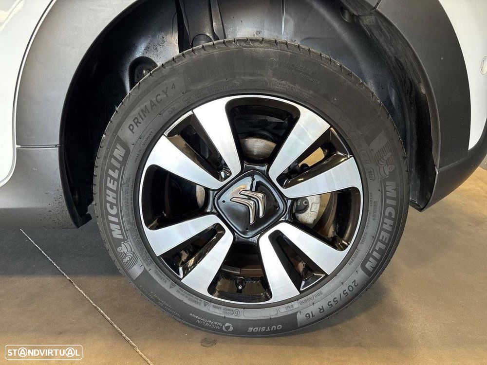 Citroën C3 1.2 PureTech Shine - 11