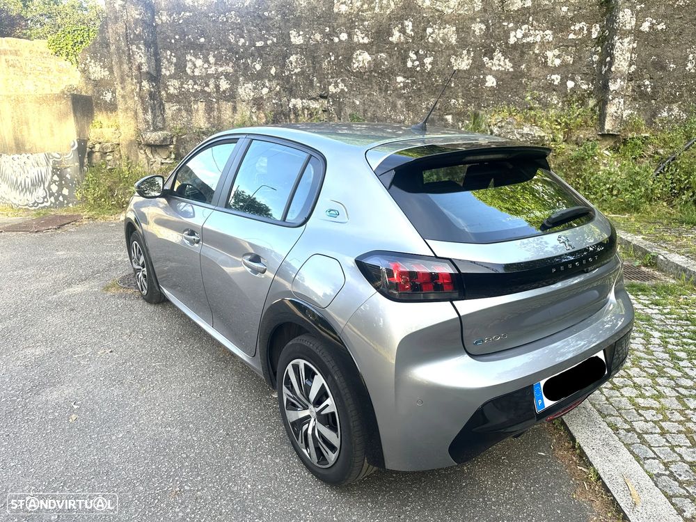 Peugeot e-208 Active Pack - 27