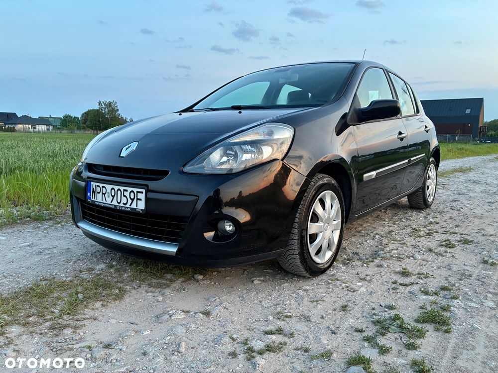 Renault Clio - 2