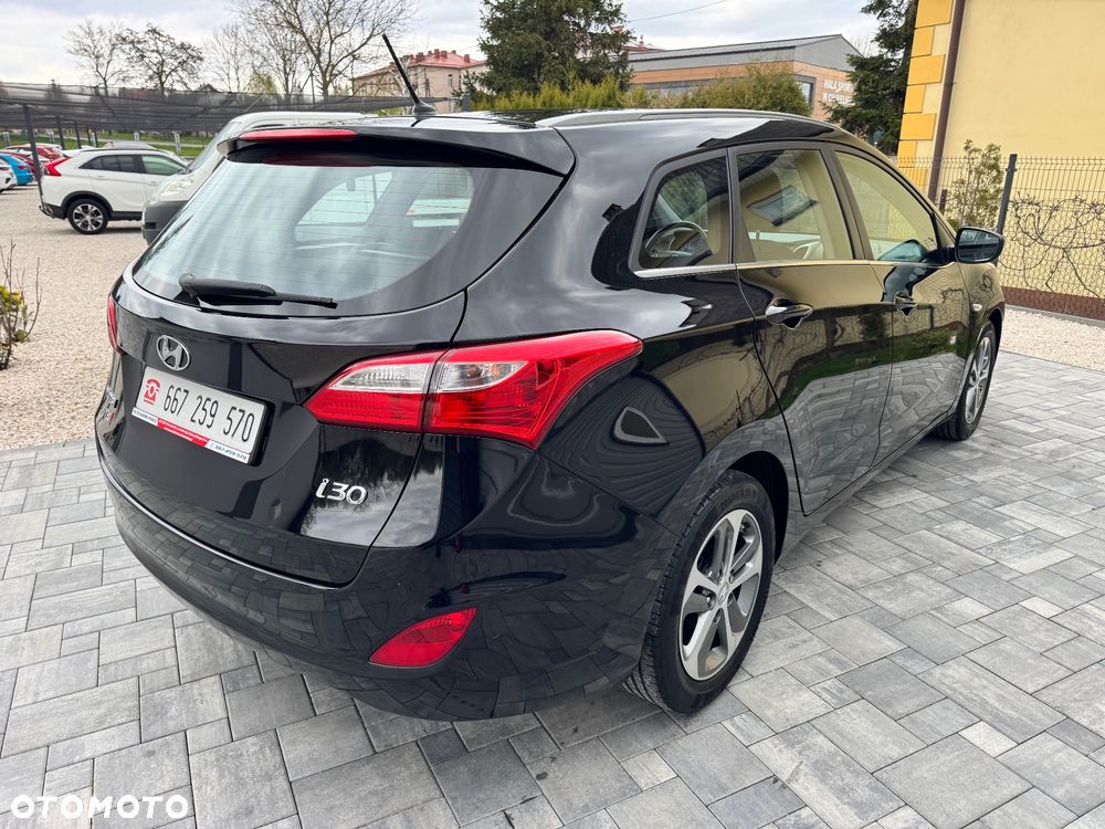 Hyundai i30 blue 1.4 YES Silver - 7