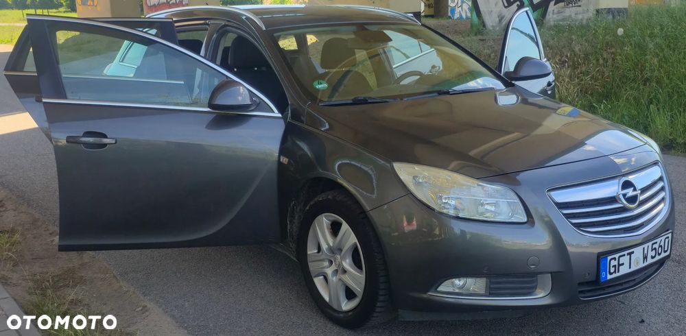 Opel Insignia 1.6 - 11