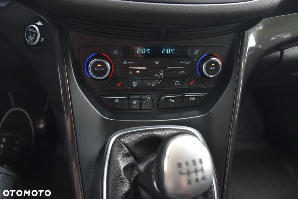 Ford Kuga - 20